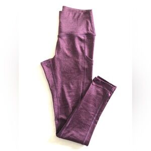 Aerie Chill Play Move Leggings. Maroon. Size M. NWOT.